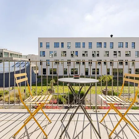 First Modern Studio/ Balcony/ Free Car Park/ 2p Apartment Metz